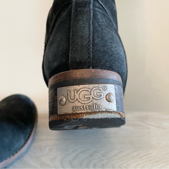 Ugg | Tall Black Suede boots - Picture 5 of 12